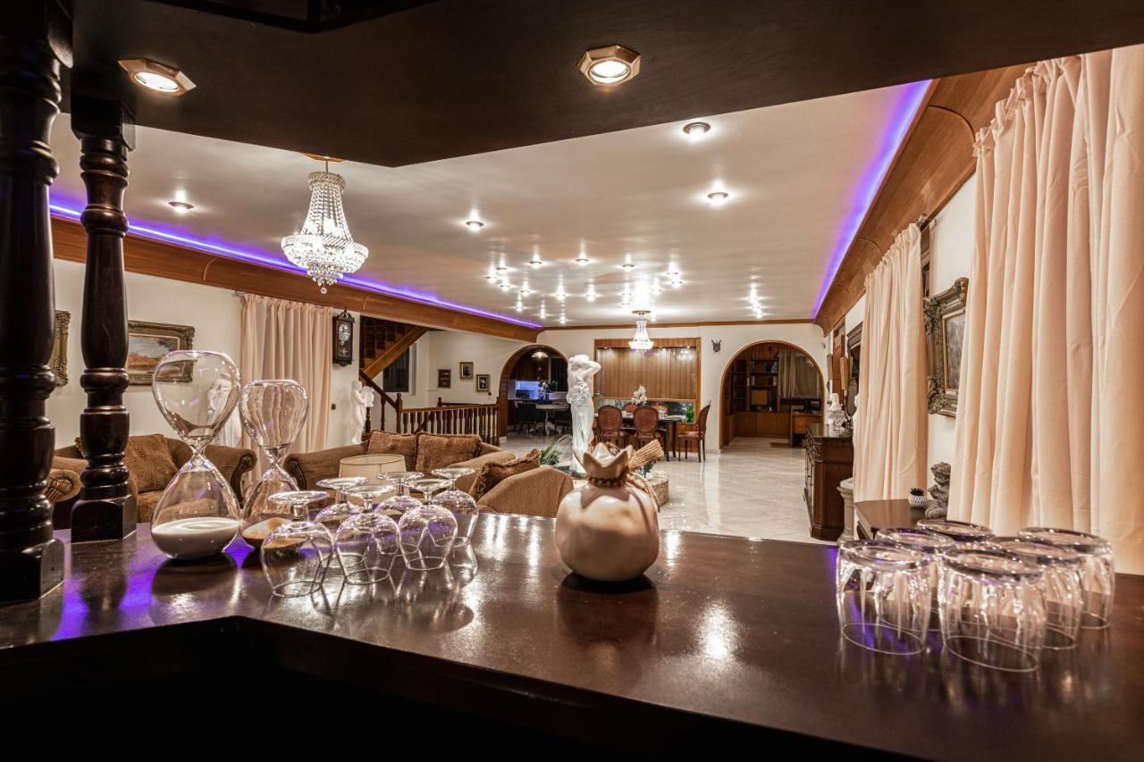 Kato Yerakarion Galadriel Villa With Private Pool & Jacuzzi מראה חיצוני תמונה