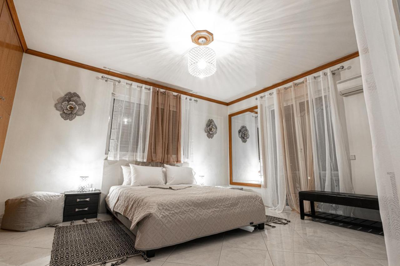 Kato Yerakarion Galadriel Villa With Private Pool & Jacuzzi מראה חיצוני תמונה
